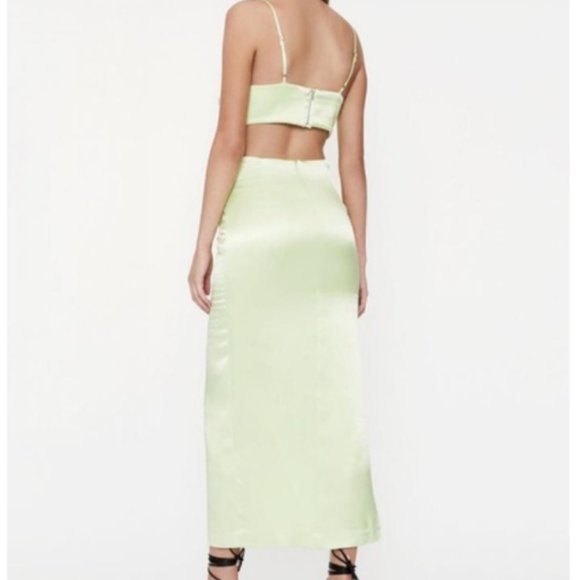 NWT Bardot Janella Cut Out Midi Dress in Lime Size XS Satin Front Slit Cocktail - Picture 2 of 3